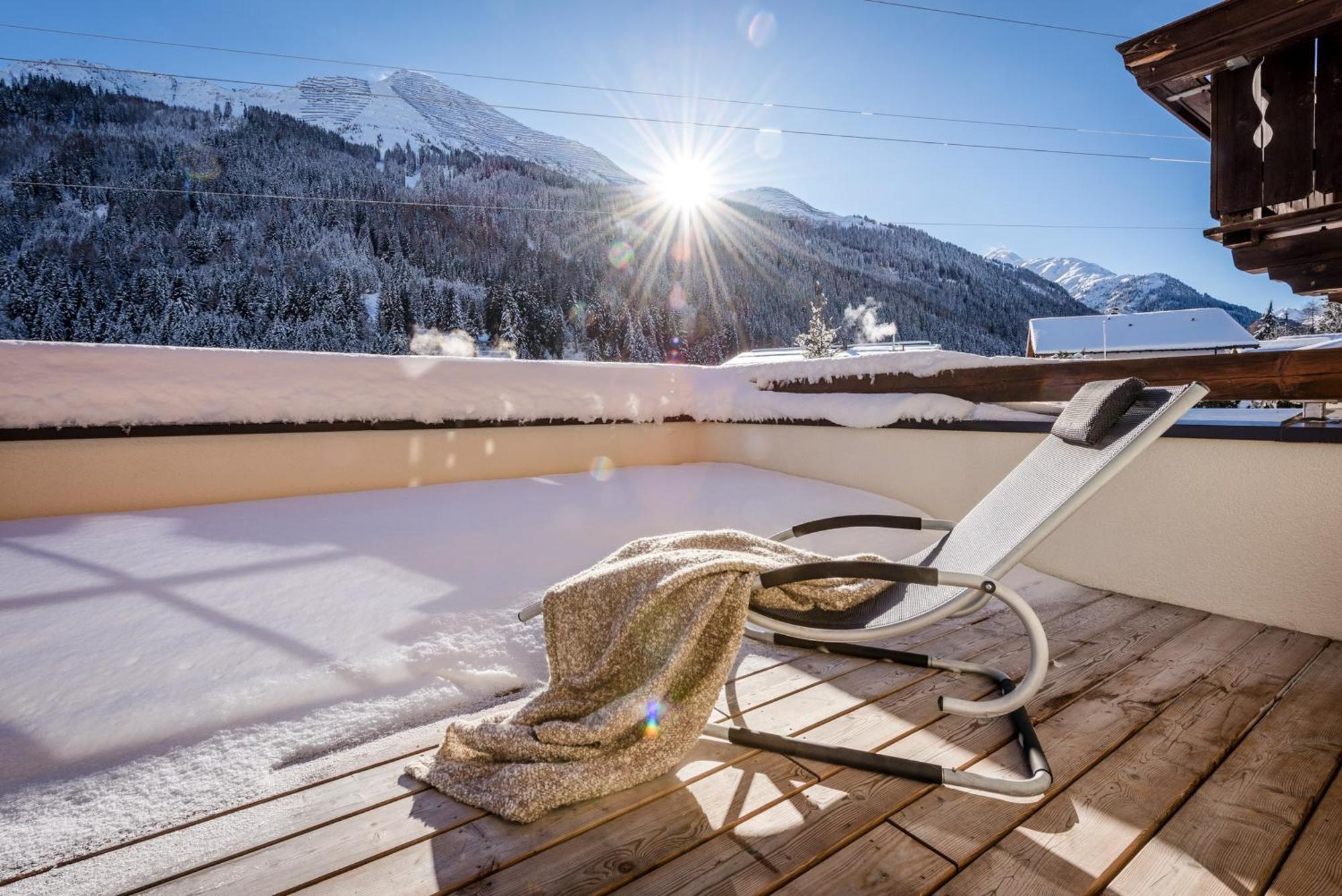 "Quality Hosts Arlberg" Hotel Zur Pfeffermuehle Sankt Anton am Arlberg Exterior photo